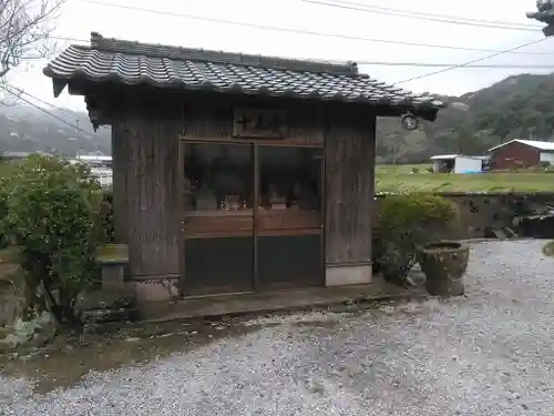 千燈寺の建物その他