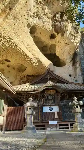 大谷寺の本殿・本堂