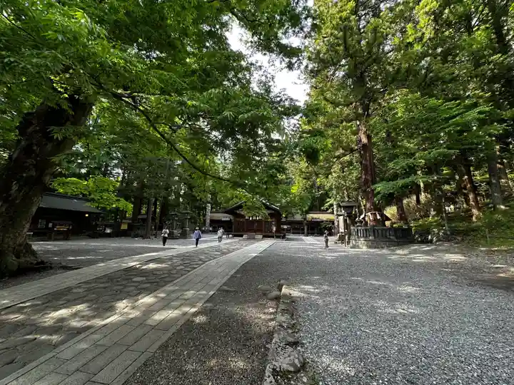 諏訪大社下社春宮(長野県)