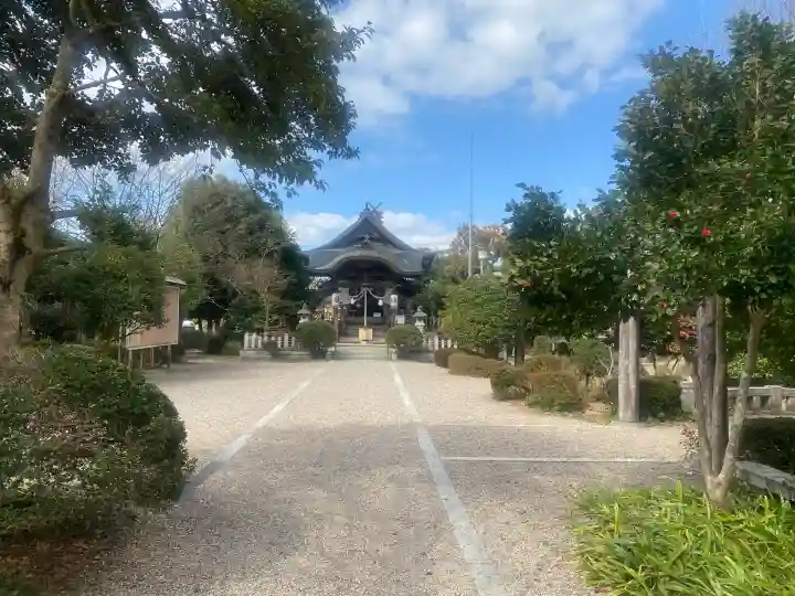 小田井縣神社の{uncategorized: "未分類", other: "その他", undefined: "問題あり", building: "その他建物", grave: "お墓", sacred_gate: "鳥居", guardian: "狛犬", statue: "像", buddha: "仏像", history: "歴史", nature: "自然", garden: "庭園", animal: "動物", pagoda: "塔", temizu: "手水舎", mountain_gate: "山門・神門", sanctuary: "本殿・本堂", subordinate: "末社・摂社", art: "芸術", scenery: "景色", jizo: "地蔵", ema: "絵馬", goshuin: "御朱印", omikuji: "おみくじ", items: "授与品その他", amulet: "お守り", goshuincho: "御朱印帳", eats: "食事", festival: "お祭り", votive_dance: "神楽", shichigosan: "七五三参", wedding: "結婚式", experience: "体験その他", initially: "初詣", around: "周辺", anti_infection: "感染症対策"}