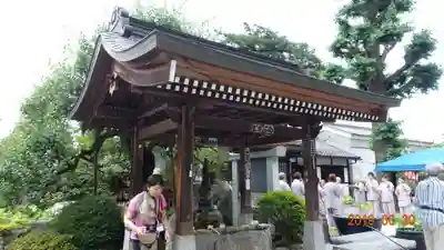野坂寺の手水舎