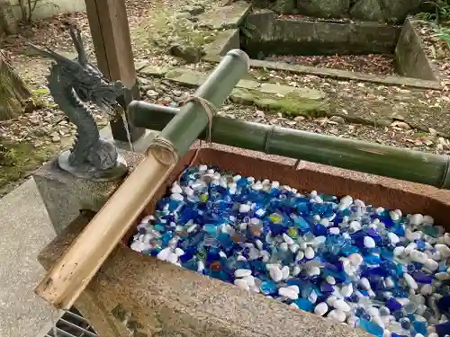 青海神社の手水舎
