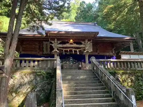 早池峯神社の本殿