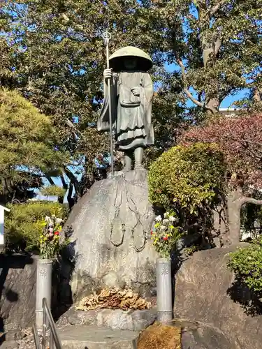 川崎大師（平間寺）の像