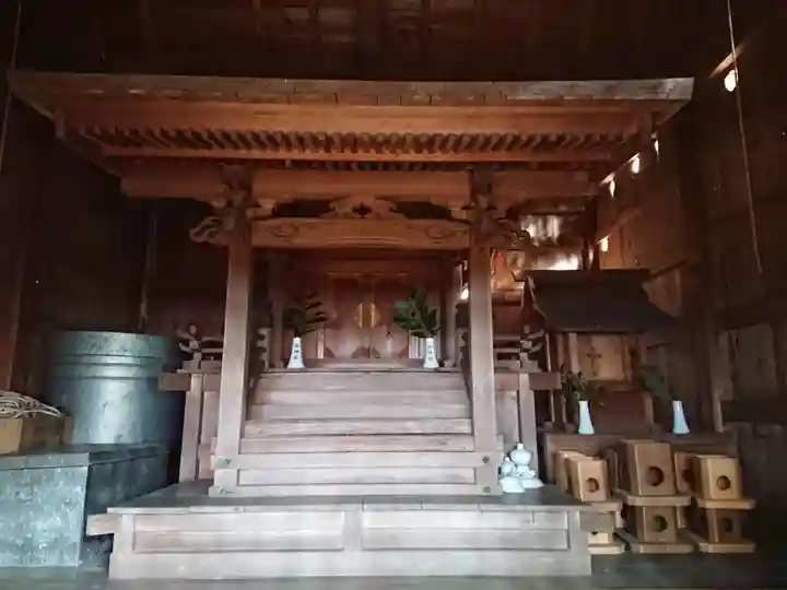 神明社の本殿・本堂