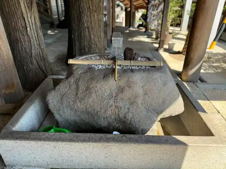冨士山稲荷神社の手水舎