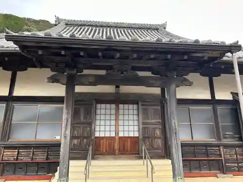 称名寺の本殿・本堂