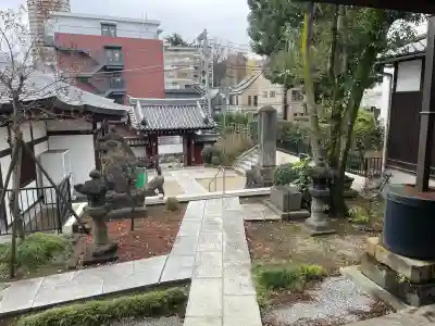 亮朝院の{uncategorized: "未分類", other: "その他", undefined: "問題あり", building: "その他建物", grave: "お墓", sacred_gate: "鳥居", guardian: "狛犬", statue: "像", buddha: "仏像", history: "歴史", nature: "自然", garden: "庭園", animal: "動物", pagoda: "塔", temizu: "手水舎", mountain_gate: "山門・神門", sanctuary: "本殿・本堂", subordinate: "末社・摂社", art: "芸術", scenery: "景色", jizo: "地蔵", ema: "絵馬", goshuin: "御朱印", omikuji: "おみくじ", items: "授与品その他", amulet: "お守り", goshuincho: "御朱印帳", eats: "食事", festival: "お祭り", votive_dance: "神楽", shichigosan: "七五三参", wedding: "結婚式", experience: "体験その他", initially: "初詣", around: "周辺", anti_infection: "感染症対策"}
