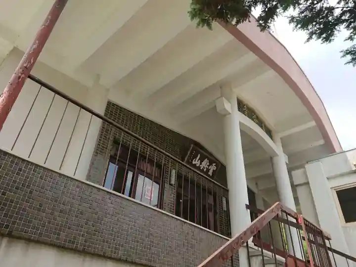 龍谷寺の本殿・本堂