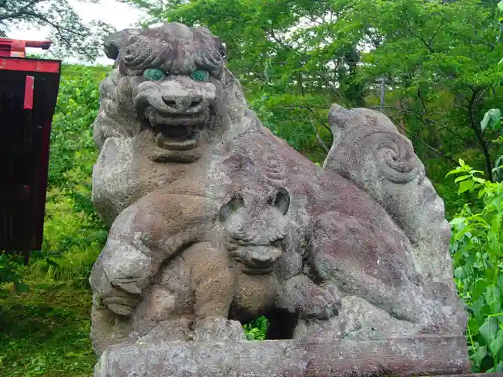 たばこ神社の狛犬