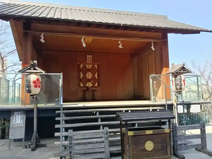 赤城神社の{uncategorized: "未分類", other: "その他", undefined: "問題あり", building: "その他建物", grave: "お墓", sacred_gate: "鳥居", guardian: "狛犬", statue: "像", buddha: "仏像", history: "歴史", nature: "自然", garden: "庭園", animal: "動物", pagoda: "塔", temizu: "手水舎", mountain_gate: "山門・神門", sanctuary: "本殿・本堂", subordinate: "末社・摂社", art: "芸術", scenery: "景色", jizo: "地蔵", ema: "絵馬", goshuin: "御朱印", omikuji: "おみくじ", items: "授与品その他", amulet: "お守り", goshuincho: "御朱印帳", eats: "食事", festival: "お祭り", votive_dance: "神楽", shichigosan: "七五三参", wedding: "結婚式", experience: "体験その他", initially: "初詣", around: "周辺", anti_infection: "感染症対策"}
