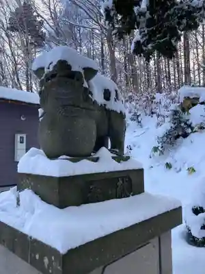 上野幌神社の狛犬