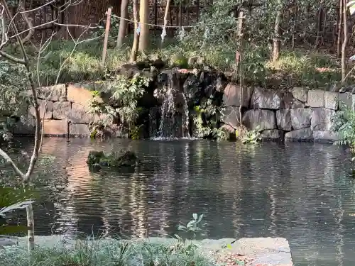 武蔵一宮氷川神社の{uncategorized: "未分類", other: "その他", undefined: "問題あり", building: "その他建物", grave: "お墓", sacred_gate: "鳥居", guardian: "狛犬", statue: "像", buddha: "仏像", history: "歴史", nature: "自然", garden: "庭園", animal: "動物", pagoda: "塔", temizu: "手水舎", mountain_gate: "山門・神門", sanctuary: "本殿・本堂", subordinate: "末社・摂社", art: "芸術", scenery: "景色", jizo: "地蔵", ema: "絵馬", goshuin: "御朱印", omikuji: "おみくじ", items: "授与品その他", amulet: "お守り", goshuincho: "御朱印帳", eats: "食事", festival: "お祭り", votive_dance: "神楽", shichigosan: "七五三参", wedding: "結婚式", experience: "体験その他", initially: "初詣", around: "周辺", anti_infection: "感染症対策"}