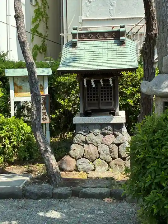 嚴島神社の{uncategorized: "未分類", other: "その他", undefined: "問題あり", building: "その他建物", grave: "お墓", sacred_gate: "鳥居", guardian: "狛犬", statue: "像", buddha: "仏像", history: "歴史", nature: "自然", garden: "庭園", animal: "動物", pagoda: "塔", temizu: "手水舎", mountain_gate: "山門・神門", sanctuary: "本殿・本堂", subordinate: "末社・摂社", art: "芸術", scenery: "景色", jizo: "地蔵", ema: "絵馬", goshuin: "御朱印", omikuji: "おみくじ", items: "授与品その他", amulet: "お守り", goshuincho: "御朱印帳", eats: "食事", festival: "お祭り", votive_dance: "神楽", shichigosan: "七五三参", wedding: "結婚式", experience: "体験その他", initially: "初詣", around: "周辺", anti_infection: "感染症対策"}