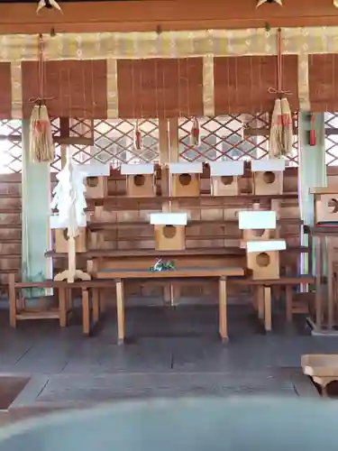 西藤平蔵神社の建物その他