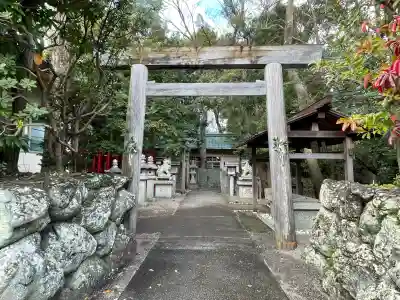 日保見山八幡宮の{uncategorized: "未分類", other: "その他", undefined: "問題あり", building: "その他建物", grave: "お墓", sacred_gate: "鳥居", guardian: "狛犬", statue: "像", buddha: "仏像", history: "歴史", nature: "自然", garden: "庭園", animal: "動物", pagoda: "塔", temizu: "手水舎", mountain_gate: "山門・神門", sanctuary: "本殿・本堂", subordinate: "末社・摂社", art: "芸術", scenery: "景色", jizo: "地蔵", ema: "絵馬", goshuin: "御朱印", omikuji: "おみくじ", items: "授与品その他", amulet: "お守り", goshuincho: "御朱印帳", eats: "食事", festival: "お祭り", votive_dance: "神楽", shichigosan: "七五三参", wedding: "結婚式", experience: "体験その他", initially: "初詣", around: "周辺", anti_infection: "感染症対策"}
