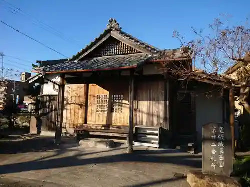 狩宿観音堂の本殿・本堂