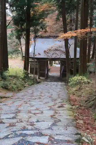 百済寺の山門