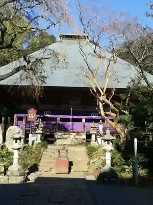 西明寺の本殿・本堂