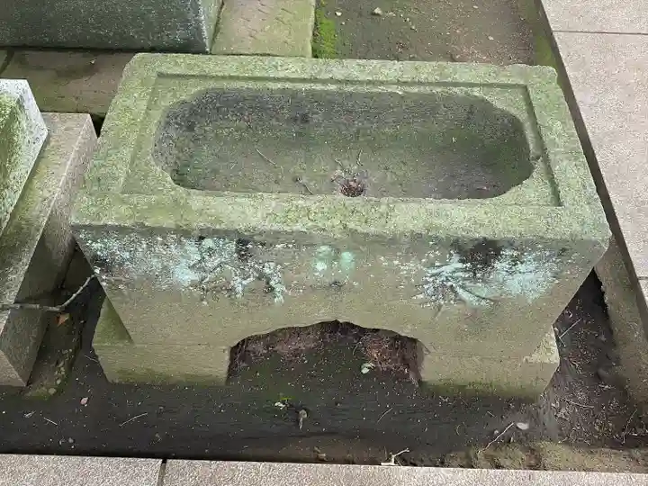 布多天神社の手水舎