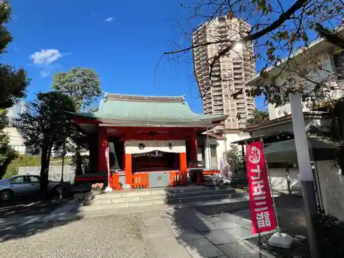 麻布氷川神社の本殿・本堂
