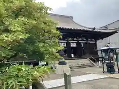 鶴林寺の本殿