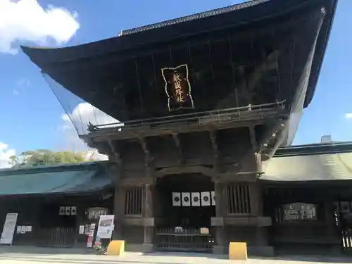 筥崎宮の山門・神門