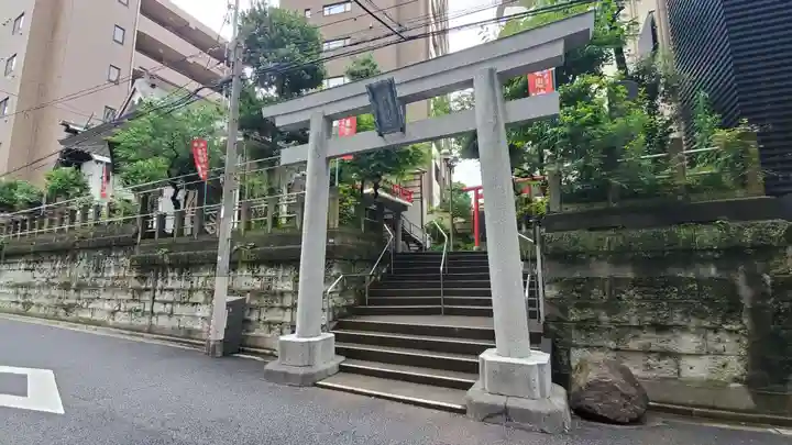 妻戀神社の鳥居
