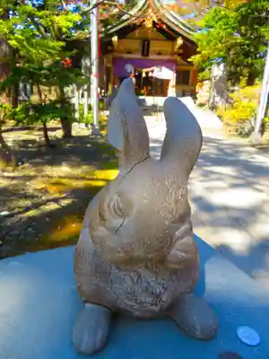 彌彦神社　(伊夜日子神社)の像