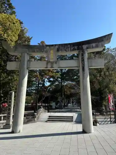 香椎宮の{uncategorized: "未分類", other: "その他", undefined: "問題あり", building: "その他建物", grave: "お墓", sacred_gate: "鳥居", guardian: "狛犬", statue: "像", buddha: "仏像", history: "歴史", nature: "自然", garden: "庭園", animal: "動物", pagoda: "塔", temizu: "手水舎", mountain_gate: "山門・神門", sanctuary: "本殿・本堂", subordinate: "末社・摂社", art: "芸術", scenery: "景色", jizo: "地蔵", ema: "絵馬", goshuin: "御朱印", omikuji: "おみくじ", items: "授与品その他", amulet: "お守り", goshuincho: "御朱印帳", eats: "食事", festival: "お祭り", votive_dance: "神楽", shichigosan: "七五三参", wedding: "結婚式", experience: "体験その他", initially: "初詣", around: "周辺", anti_infection: "感染症対策"}