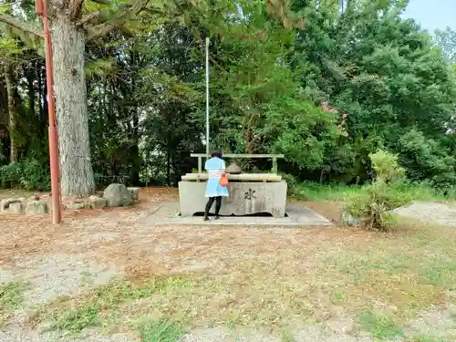 曽野稲荷神社の手水