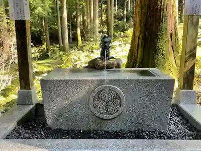 御岩神社の手水舎