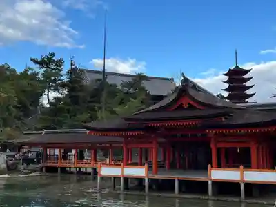 厳島神社(広島県)