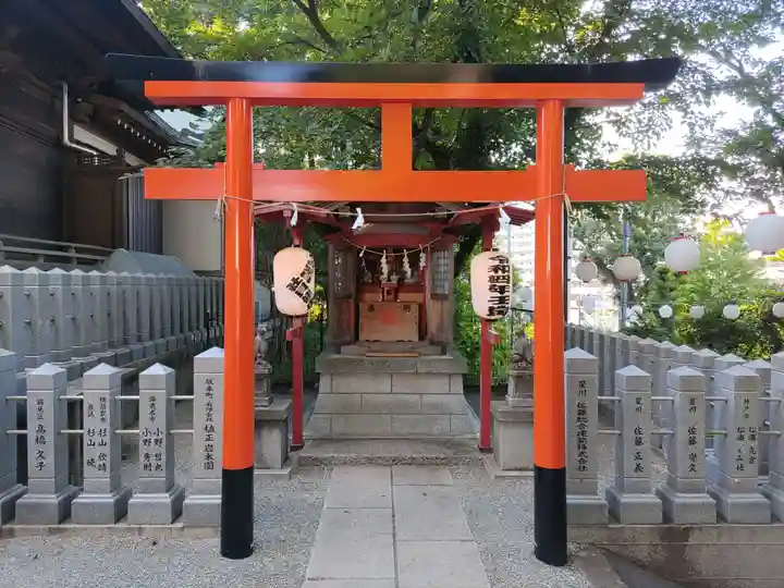 星川杉山神社の末社・摂社