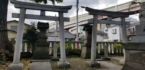 綾瀬神社の末社・摂社