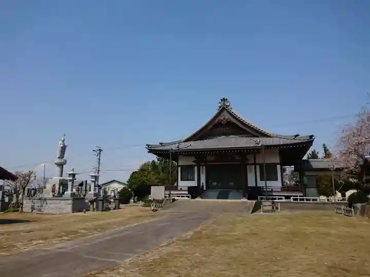 三善寺の本殿・本堂