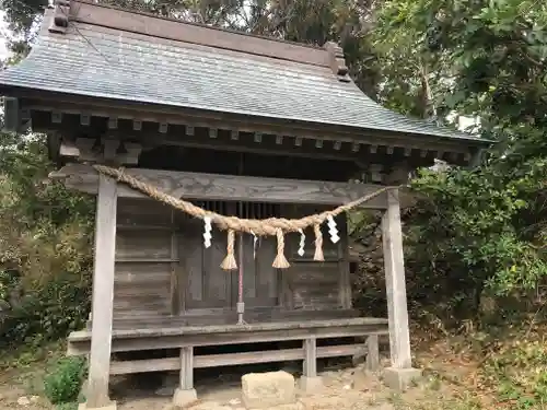 神明神社の本殿