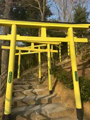 足利織姫神社の{uncategorized: "未分類", other: "その他", undefined: "問題あり", building: "その他建物", grave: "お墓", sacred_gate: "鳥居", guardian: "狛犬", statue: "像", buddha: "仏像", history: "歴史", nature: "自然", garden: "庭園", animal: "動物", pagoda: "塔", temizu: "手水舎", mountain_gate: "山門・神門", sanctuary: "本殿・本堂", subordinate: "末社・摂社", art: "芸術", scenery: "景色", jizo: "地蔵", ema: "絵馬", goshuin: "御朱印", omikuji: "おみくじ", items: "授与品その他", amulet: "お守り", goshuincho: "御朱印帳", eats: "食事", festival: "お祭り", votive_dance: "神楽", shichigosan: "七五三参", wedding: "結婚式", experience: "体験その他", initially: "初詣", around: "周辺", anti_infection: "感染症対策"}