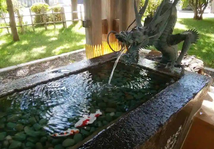 西野神社の手水舎