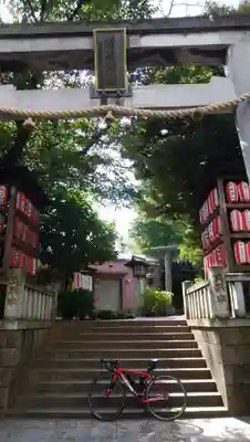 池尻稲荷神社の鳥居
