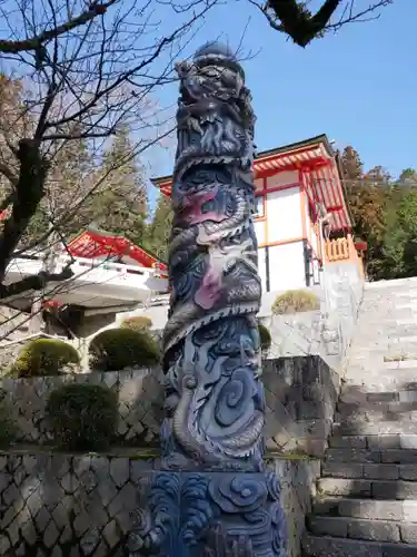 金櫻神社の建物その他