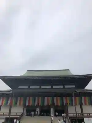 成田山新勝寺の本殿・本堂