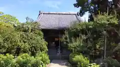 宝戒寺の本殿