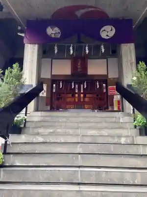 烏森神社の本殿・本堂