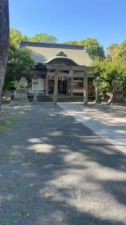 天疫神社の{uncategorized: "未分類", other: "その他", undefined: "問題あり", building: "その他建物", grave: "お墓", sacred_gate: "鳥居", guardian: "狛犬", statue: "像", buddha: "仏像", history: "歴史", nature: "自然", garden: "庭園", animal: "動物", pagoda: "塔", temizu: "手水舎", mountain_gate: "山門・神門", sanctuary: "本殿・本堂", subordinate: "末社・摂社", art: "芸術", scenery: "景色", jizo: "地蔵", ema: "絵馬", goshuin: "御朱印", omikuji: "おみくじ", items: "授与品その他", amulet: "お守り", goshuincho: "御朱印帳", eats: "食事", festival: "お祭り", votive_dance: "神楽", shichigosan: "七五三参", wedding: "結婚式", experience: "体験その他", initially: "初詣", around: "周辺", anti_infection: "感染症対策"}