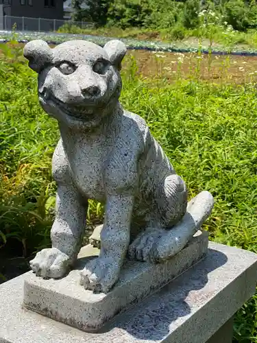 東中野御嶽駒形神社の狛犬