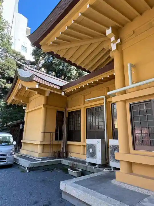 小梳神社の{uncategorized: "未分類", other: "その他", undefined: "問題あり", building: "その他建物", grave: "お墓", sacred_gate: "鳥居", guardian: "狛犬", statue: "像", buddha: "仏像", history: "歴史", nature: "自然", garden: "庭園", animal: "動物", pagoda: "塔", temizu: "手水舎", mountain_gate: "山門・神門", sanctuary: "本殿・本堂", subordinate: "末社・摂社", art: "芸術", scenery: "景色", jizo: "地蔵", ema: "絵馬", goshuin: "御朱印", omikuji: "おみくじ", items: "授与品その他", amulet: "お守り", goshuincho: "御朱印帳", eats: "食事", festival: "お祭り", votive_dance: "神楽", shichigosan: "七五三参", wedding: "結婚式", experience: "体験その他", initially: "初詣", around: "周辺", anti_infection: "感染症対策"}