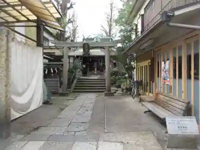 寄木神社の鳥居