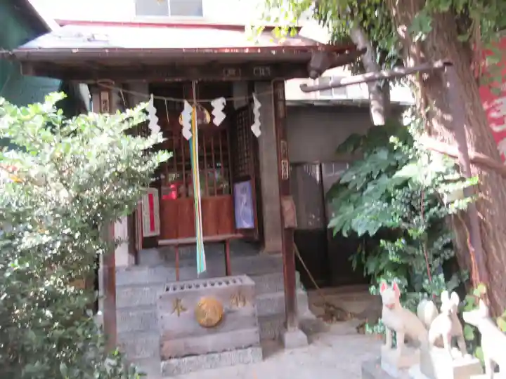 五十稲荷神社(栄寿稲荷神社)の本殿・本堂