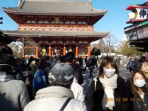 浅草寺の山門